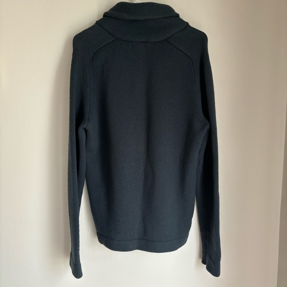 Banana Republic Men’s 100% merino wool pullover cuffed sweater size medium EUC! - Picture 6 of 7